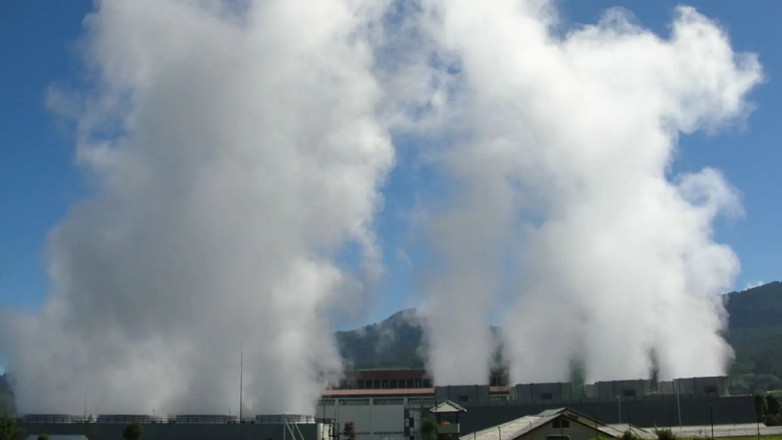 Hari Energi Sedunia: Pemuda Energi Indonesia Sebut Akselerasi Panas Bumi Kunci Utama Kedaulatan dan Masa Depan Transisi Energi Nasional