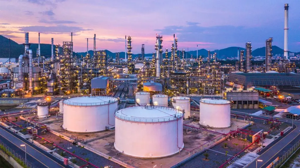 Impor BBM dari Singapura Tetap Berlanjut Meski Indonesia Pangkas Ekspor Gas