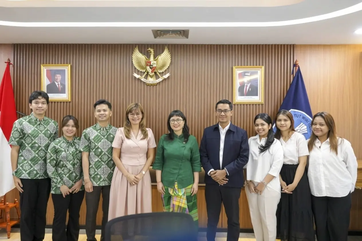 Program PLTS 100 GW Diproyeksikan Buka 5,5 Juta Lapangan Kerja, Kemdiktisaintek Petakan Kebutuhan SDM