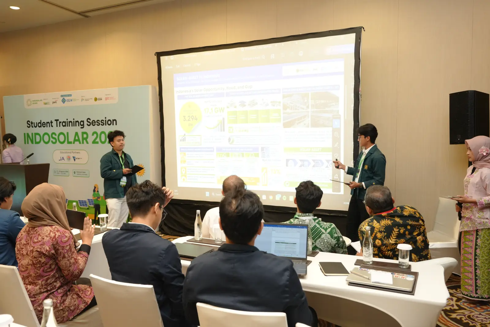 Youth Solar Policy Competition 2026: Saat Mahasiswa Adu Gagasan untuk Masa Depan Energi Surya Indonesia